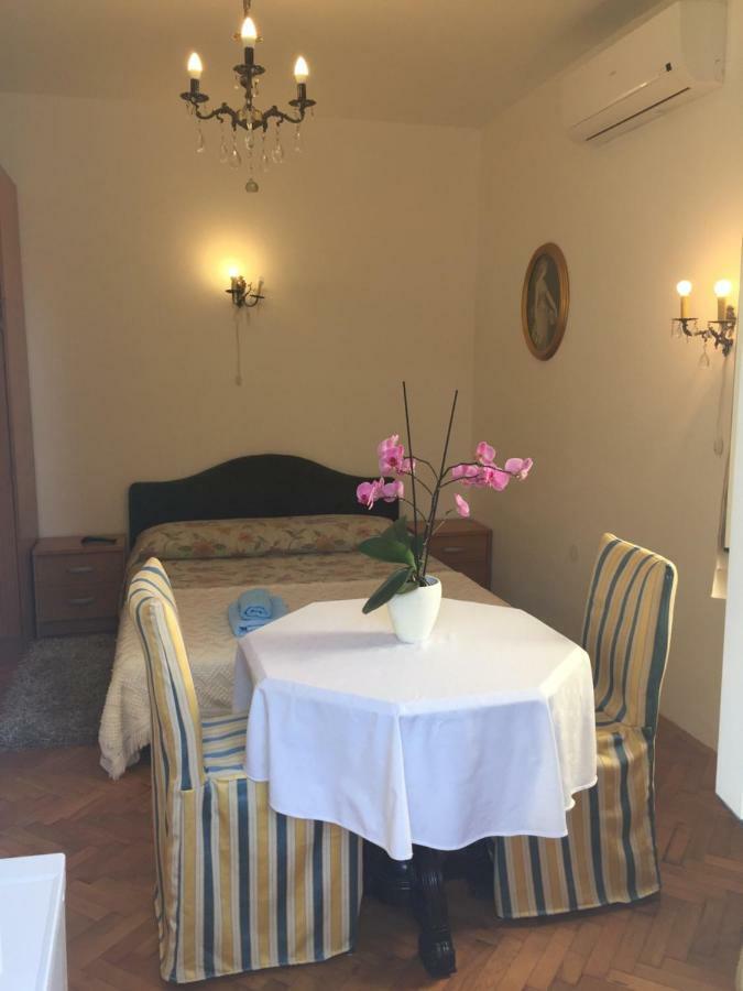 Rooms Tusculum Opatija Exteriér fotografie